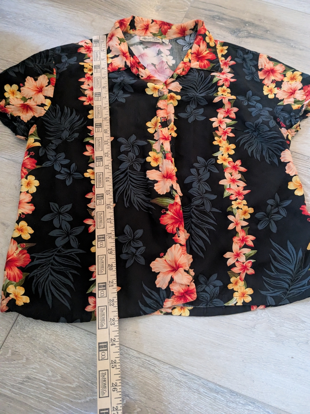 Hawaiian Vacation Cruise Beach  Tropical Floral Button-Front Women's Top